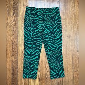 Sourpuss Green And Black Zebra Tiger Print Capris L